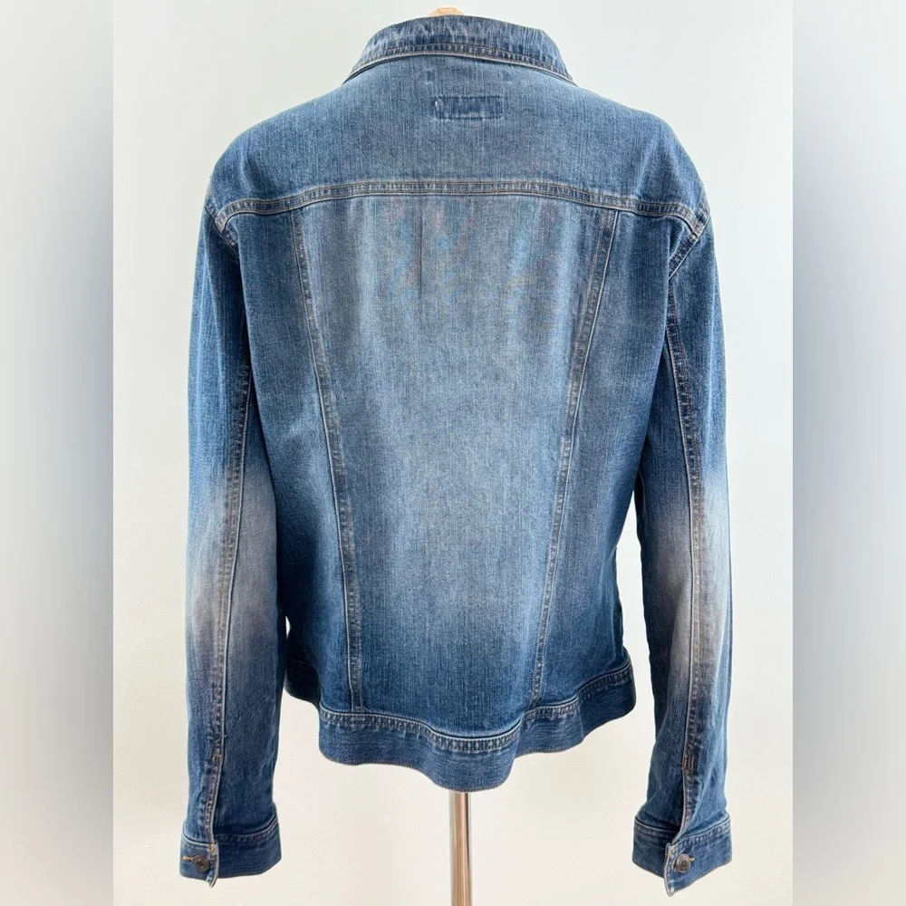 Old Navy Medium Washed Cropped Stretch Denim Trucker's Jacket, Women's Size L - Picture 3 of 13